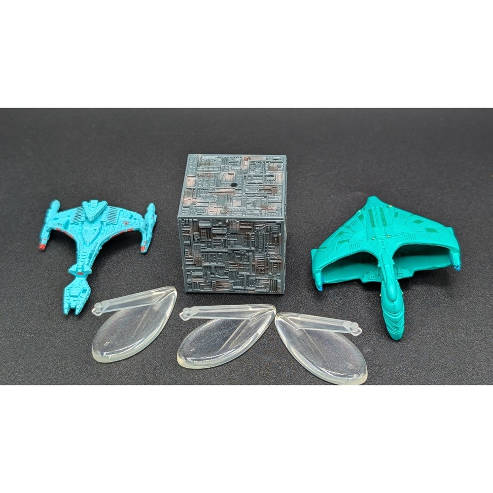 1993 Galoob Micro Machines Star Trek TNG Collection #2 Vintage Mini Vehicles